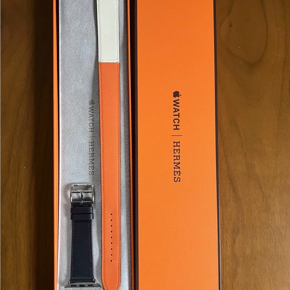 Hermès Apple Watch 40mm Double Tour band, Indigo/Craie/Orange swift